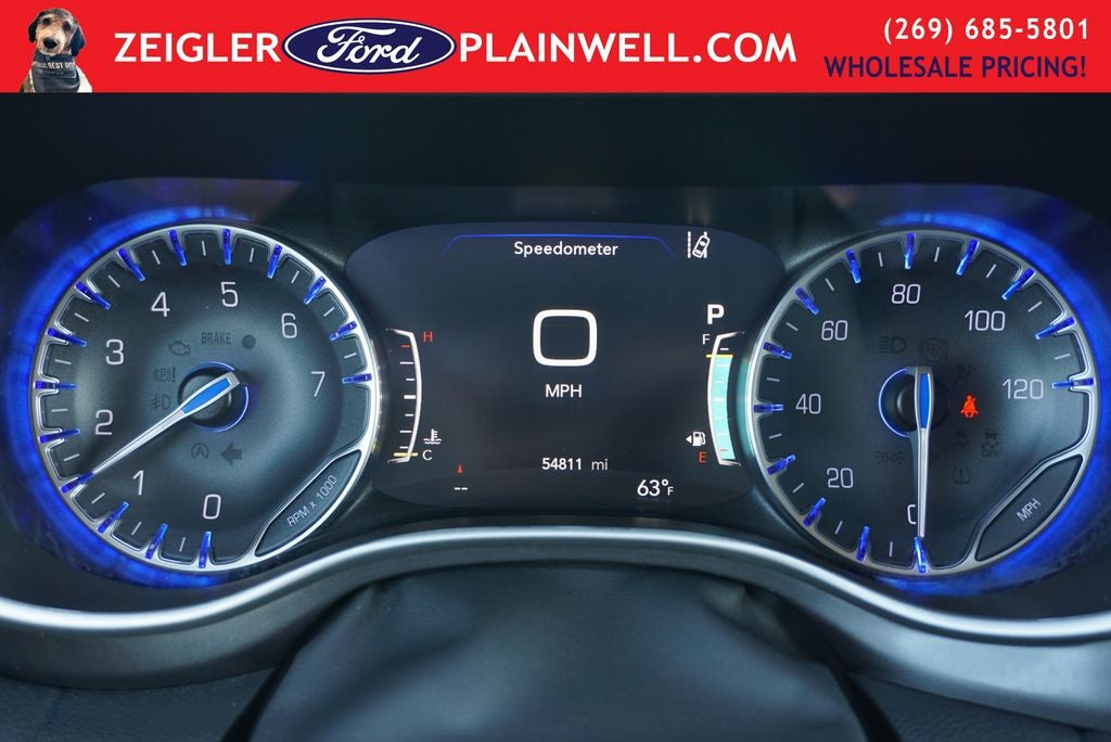 2024 Chrysler Pacifica Touring L Leather Quad Seats Power Doors Rear Camera