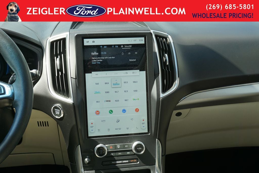 2024 Ford Edge Titanium AWD Panoramic Roof Heated Cooled Leather Navigatio