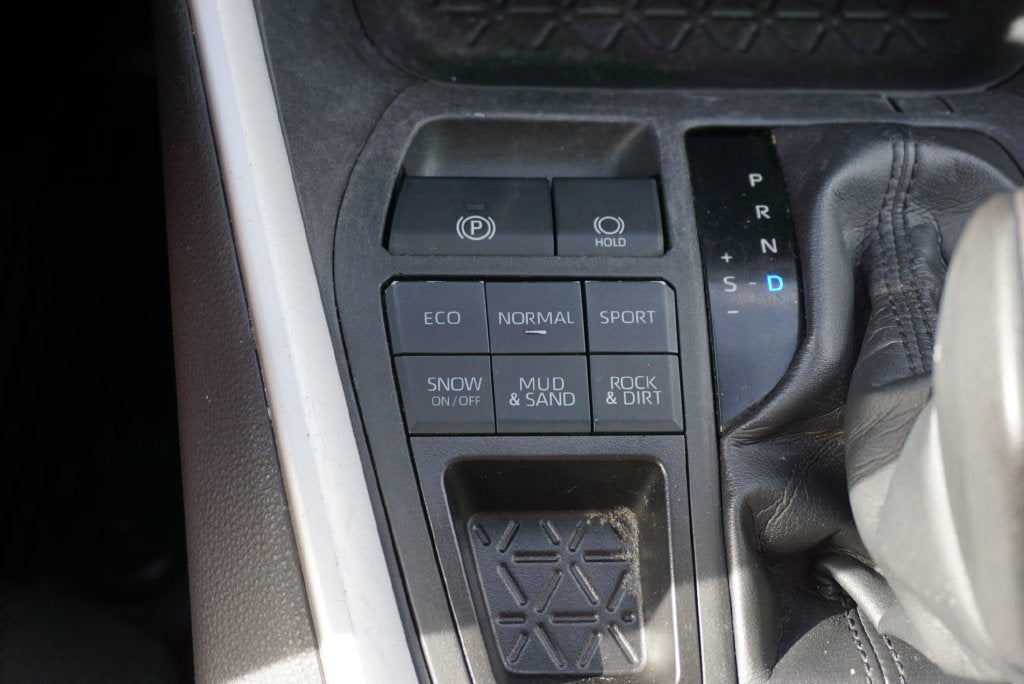 2022 Toyota RAV4 LE AWD Blind Spot Pkg Rear Camera