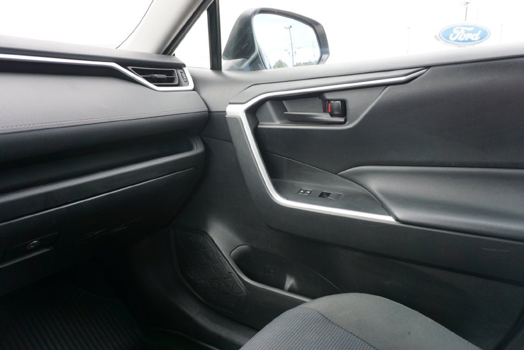 2022 Toyota RAV4 LE AWD Rear Camera