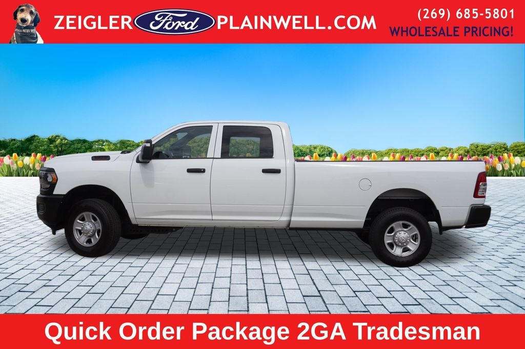 2023 RAM 3500 Tradesman 4x4 CREW CAB LONG BOX 6.4L V8 Nav HD Vinyl Seat Tr