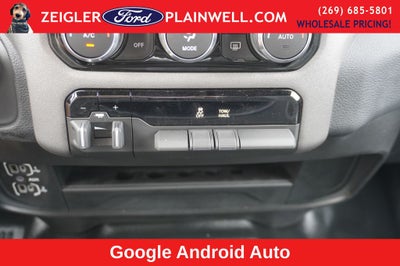 2023 RAM 3500 Tradesman 4x4 CREW CAB LONG BOX 6.4L V8 Nav HD Vinyl Seat Tr