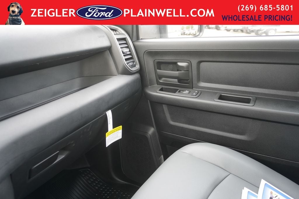 2023 RAM 3500 Tradesman 4x4 CREW CAB LONG BOX 6.4L V8 Nav HD Vinyl Seat Tr