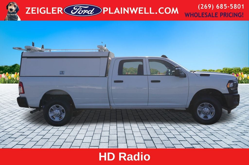 2023 RAM 3500 Tradesman CREW CAB 4X4 6.4L V8 REAR TOPPER