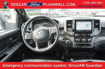 2023 RAM 3500 Tradesman 4x4 CREW CAB LONG BOX 6.4L V8 Navigation HD Vinyl