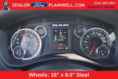 2023 RAM 3500 Tradesman 4x4 CREW CAB LONG BOX 6.4L V8 Navigation HD Vinyl