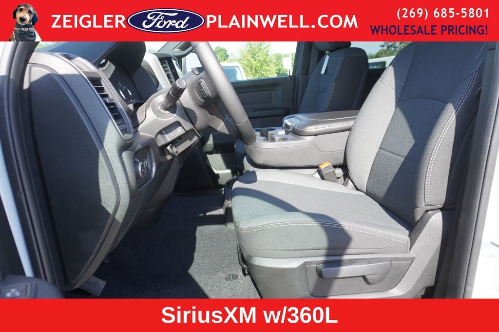 2024 RAM 3500 Tradesman CREW CAB 4X4 NAVIGATION 6.7 LITER CUMMINGS DIESEL