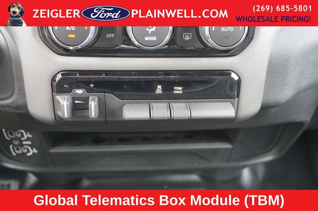 2023 RAM 3500 Tradesman CREW CAB 4X4 6.4L V8 XM RADIO