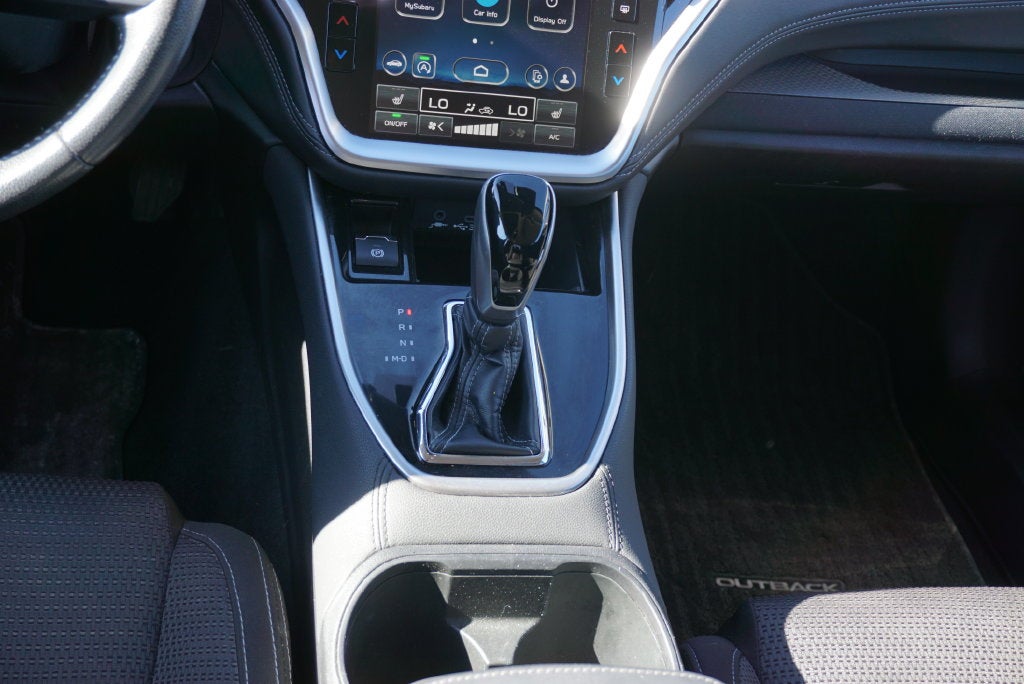 2023 Subaru Outback Premium AWD Rear Camera Blis