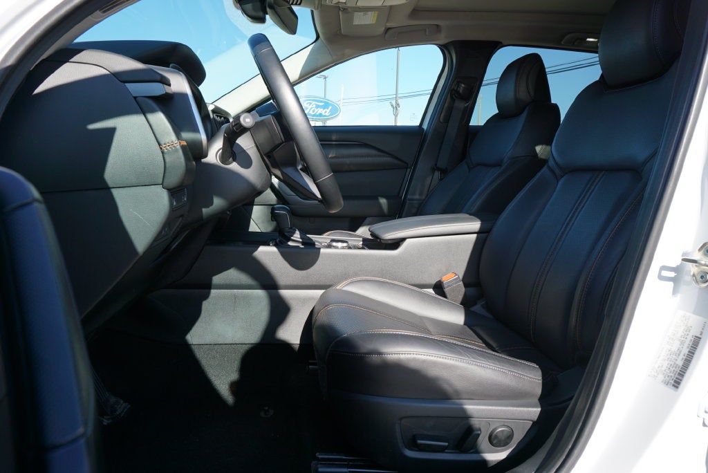 2025 Mazda Mazda CX-50 Hybrid Premium Hybrid AWD Nav Power Moonroof Heated Leather
