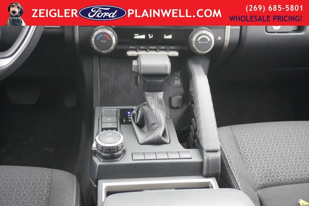 2025 Toyota 4Runner SR5 BLACK EDITION 4X4