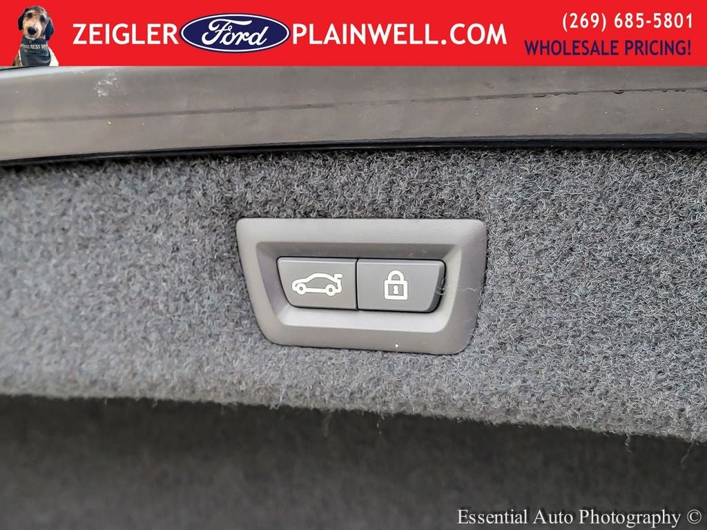 2021 BMW 8 Series 840