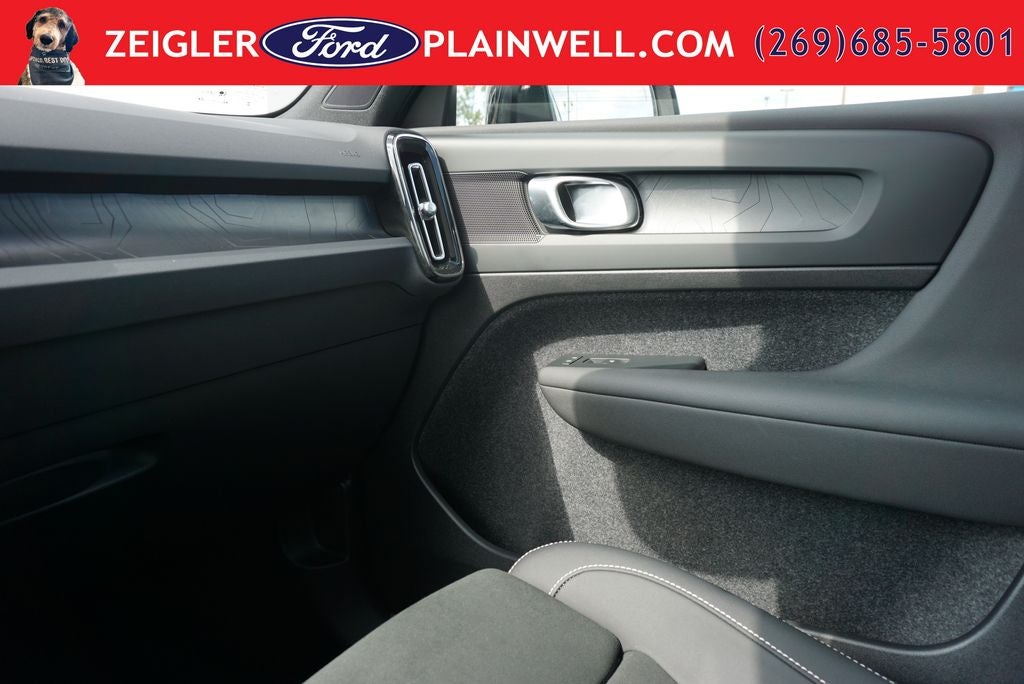 2023 Volvo C40 Recharge Pure Electric Twin Plus AWD PANORAMIC ROOF LEATHER 360 CAMERA