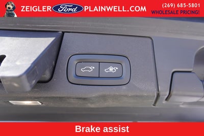 2023 Volvo XC60 Recharge Plug-In Hybrid T8 Plus Dark Theme