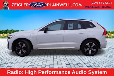 2023 Volvo XC60 Recharge Plug-In Hybrid T8 Plus Dark Theme