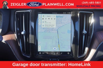 2023 Volvo XC60 Recharge Plug-In Hybrid T8 Plus Dark Theme