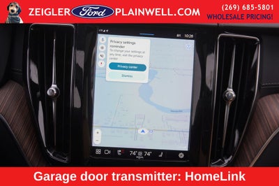 2023 Volvo XC60 B5 Ultimate Bright Theme