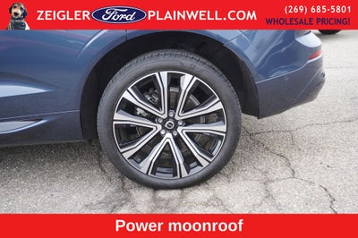 2023 Volvo XC60 B5 Ultimate Bright Theme