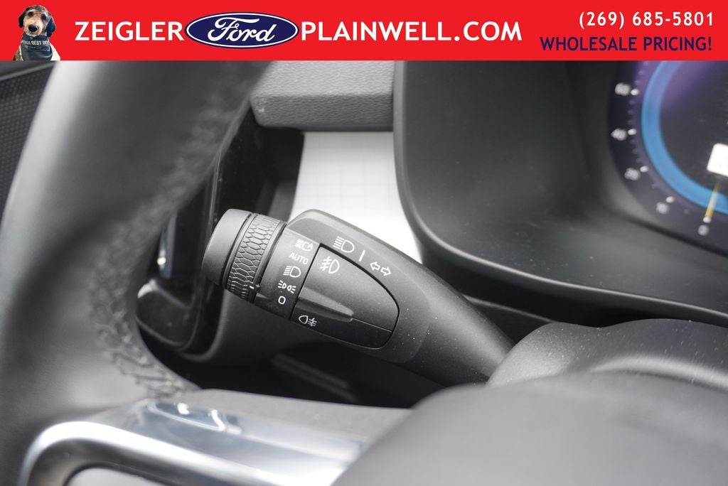 2024 Volvo XC40 B5 Core AWD