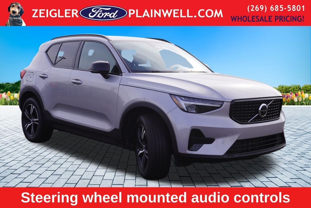 2024 Volvo XC40 B5 Core AWD