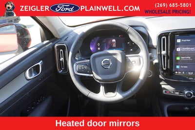 2023 Volvo XC40 B5 Plus Dark Theme AWD HEATED LEATHER POWER MOONROOF NAV