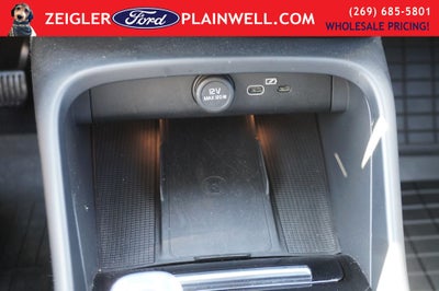 2023 Volvo XC40 B5 Plus Dark Theme AWD HEATED LEATHER POWER MOONROOF NAV