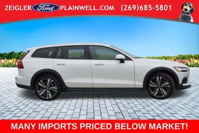 2025 Volvo V60 Cross Country B5 Plus AWD Leather Power Moonroof Rear Camera
