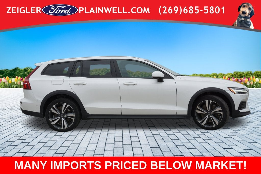 2025 Volvo V60 Cross Country B5 Plus AWD Leather Power Moonroof Rear Camera
