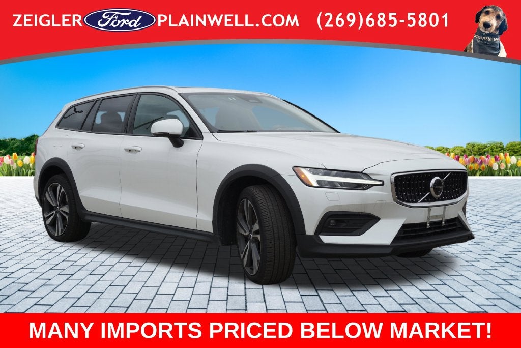 2025 Volvo V60 Cross Country B5 Plus AWD Leather Power Moonroof Rear Camera