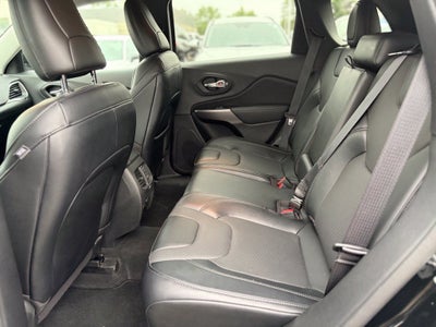 2022 Jeep Cherokee Latitude Lux * Certified Pre-Owned *