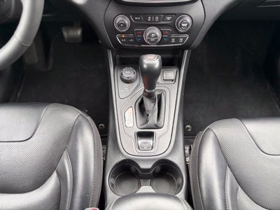 2022 Jeep Cherokee Latitude Lux * Certified Pre-Owned *