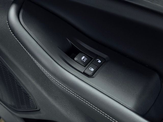 2023 Jeep Grand Cherokee Laredo 4x4