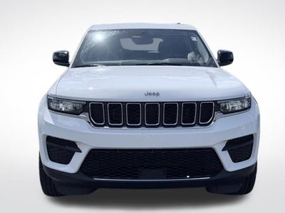 2023 Jeep Grand Cherokee Laredo 4x4