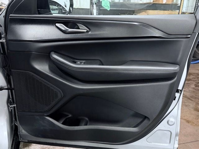 2025 Jeep Grand Cherokee Altitude 4x4