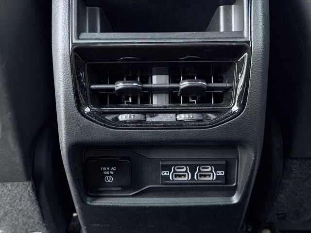 2025 Jeep Grand Cherokee Altitude 4x4