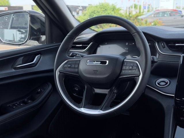 2025 Jeep Grand Cherokee Altitude 4x4