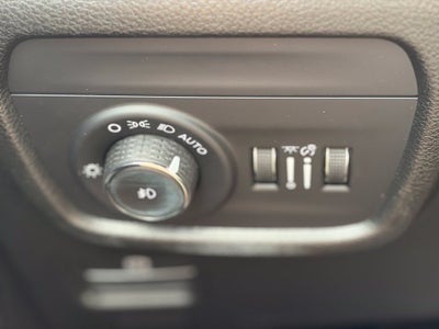 2025 Jeep Grand Cherokee Limited * Certified Pre-Owned *