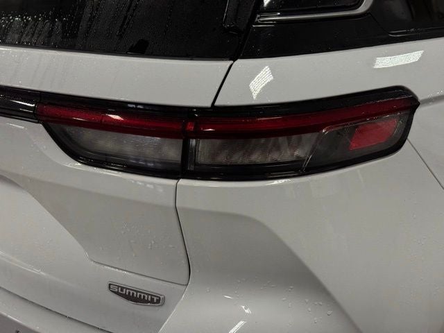 2025 Jeep Grand Cherokee Summit 4x4