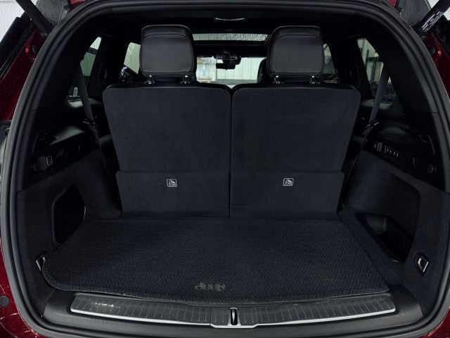 2022 Jeep Grand Cherokee L Summit 4x4