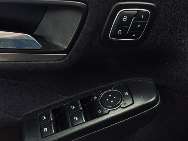 2022 Ford Escape Hybrid Titanium Hybrid