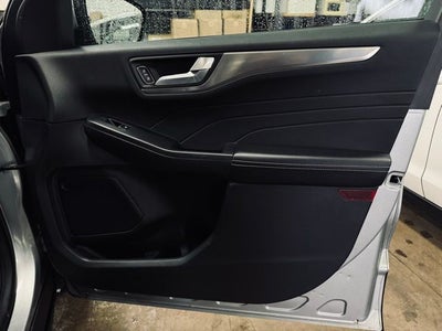 2022 Ford Escape Hybrid Titanium Hybrid