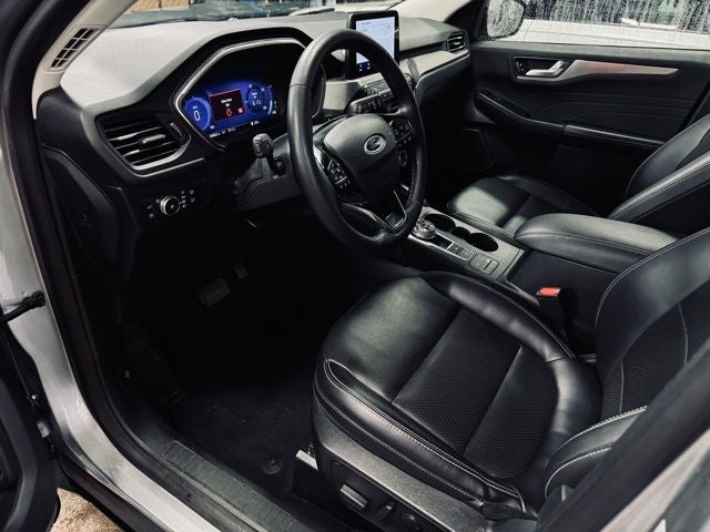 2022 Ford Escape Hybrid Titanium Hybrid