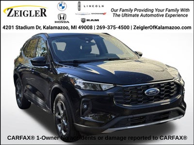 2025 Ford Escape ST-Line Select