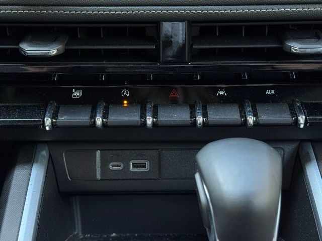 2024 Chevrolet Colorado 4WD LT