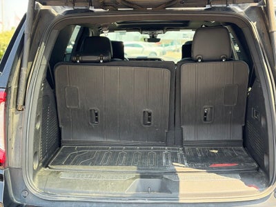 2022 GMC Yukon 4WD Denali