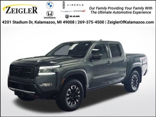 2023 Nissan Frontier Crew Cab PRO-4X 4x4