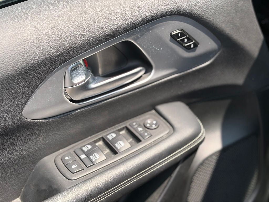 2025 Chrysler Pacifica Limited * Certified Pre-Owned *