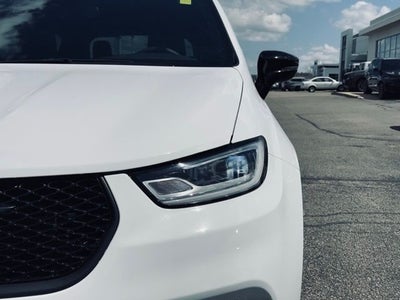 2025 Chrysler Pacifica Limited