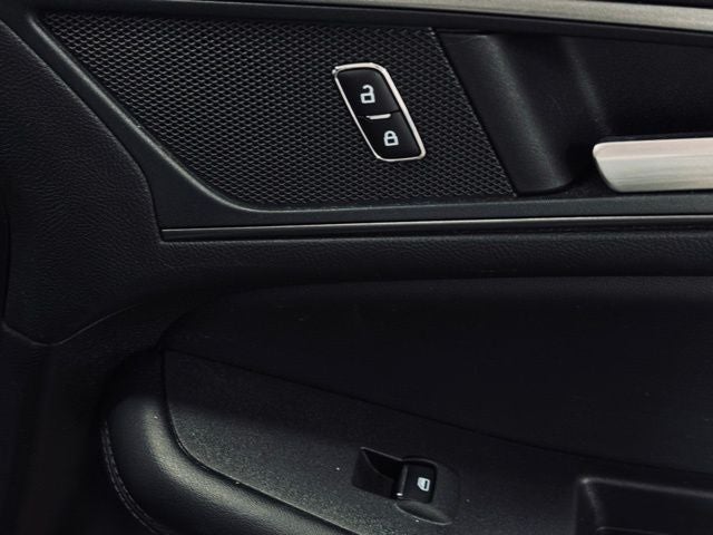 2023 Ford Edge SE