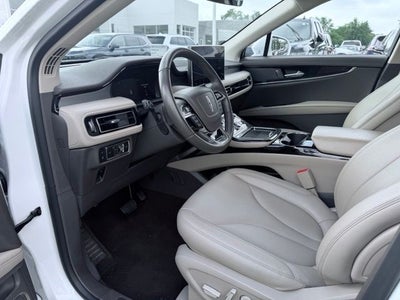 2023 Lincoln Nautilus Standard